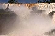 San Martin 和 Mbigua 瀑布