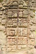 4 號石碑上的瑪雅文字